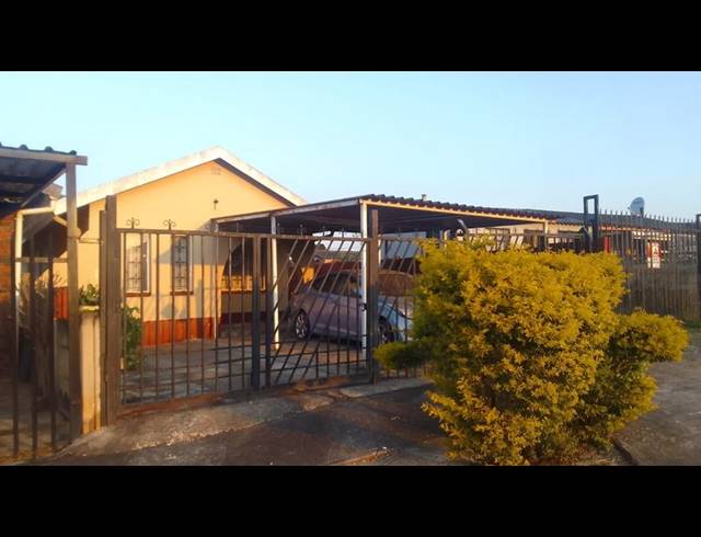 3 BEDROOM HOUSE FOR SALE IN BOMBAY HEIGHTS